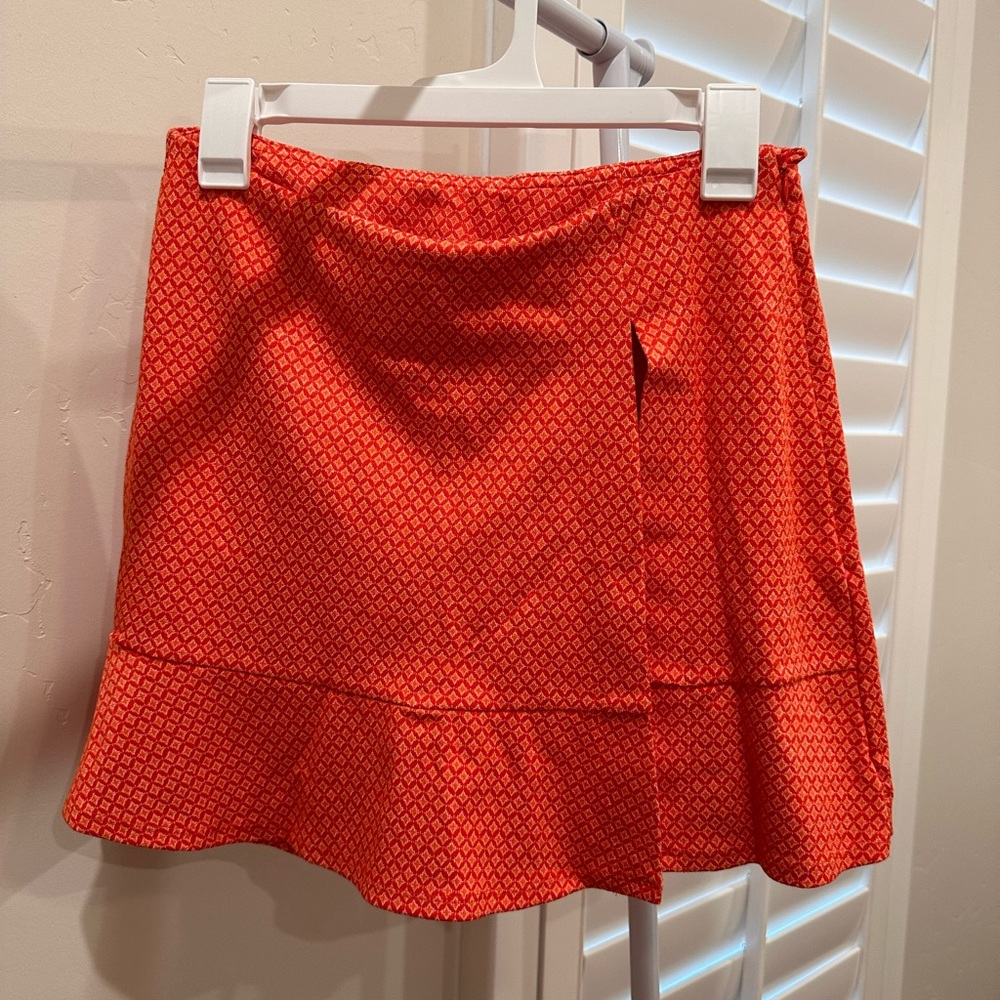 Cabi NWT Matchmaker Skort size 4 Spring 2023 Style #6360 Tiger Lily